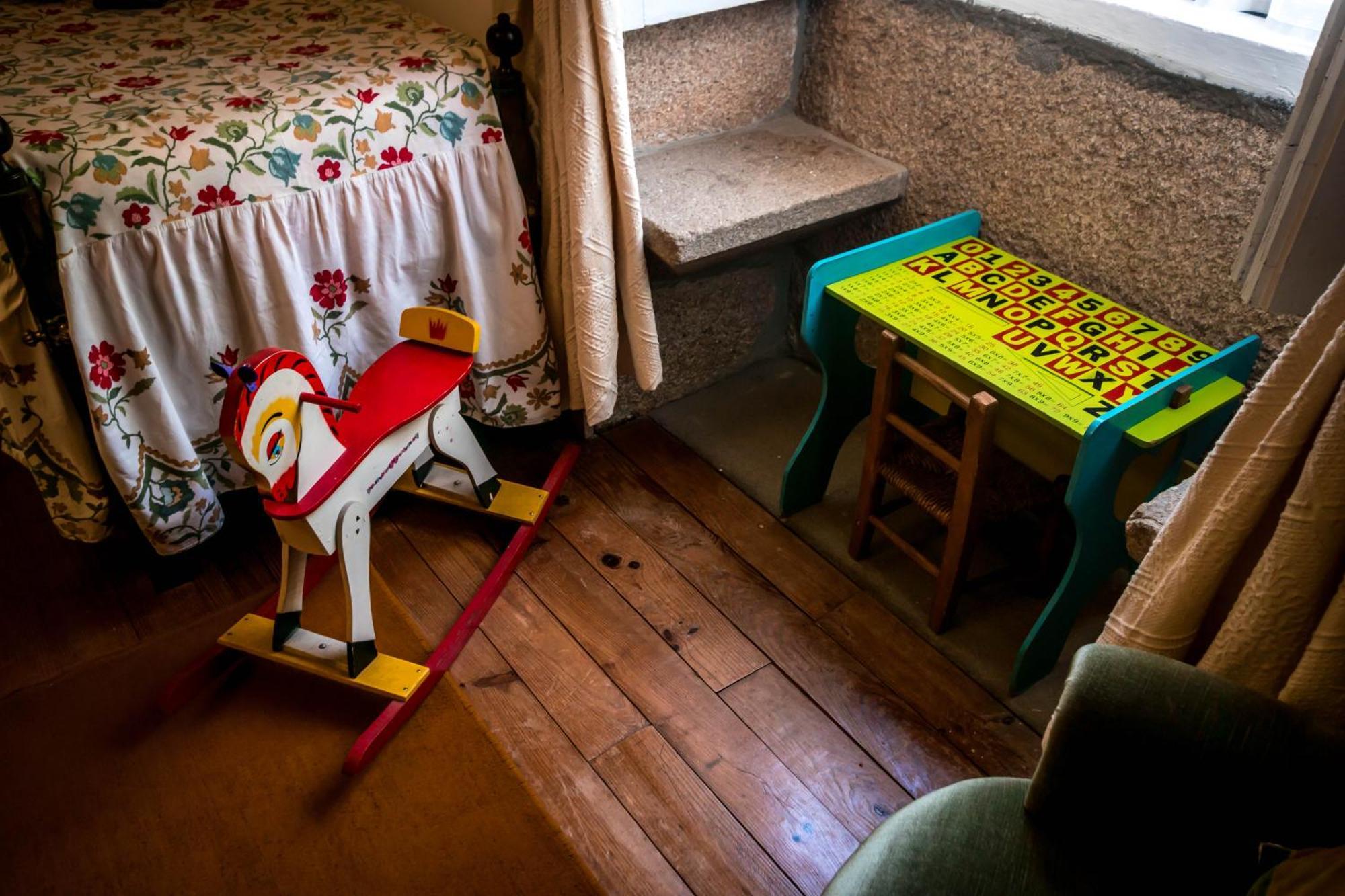 Solar Dos Carvalhos Bed & Breakfast Sernancelhe Oda fotoğraf